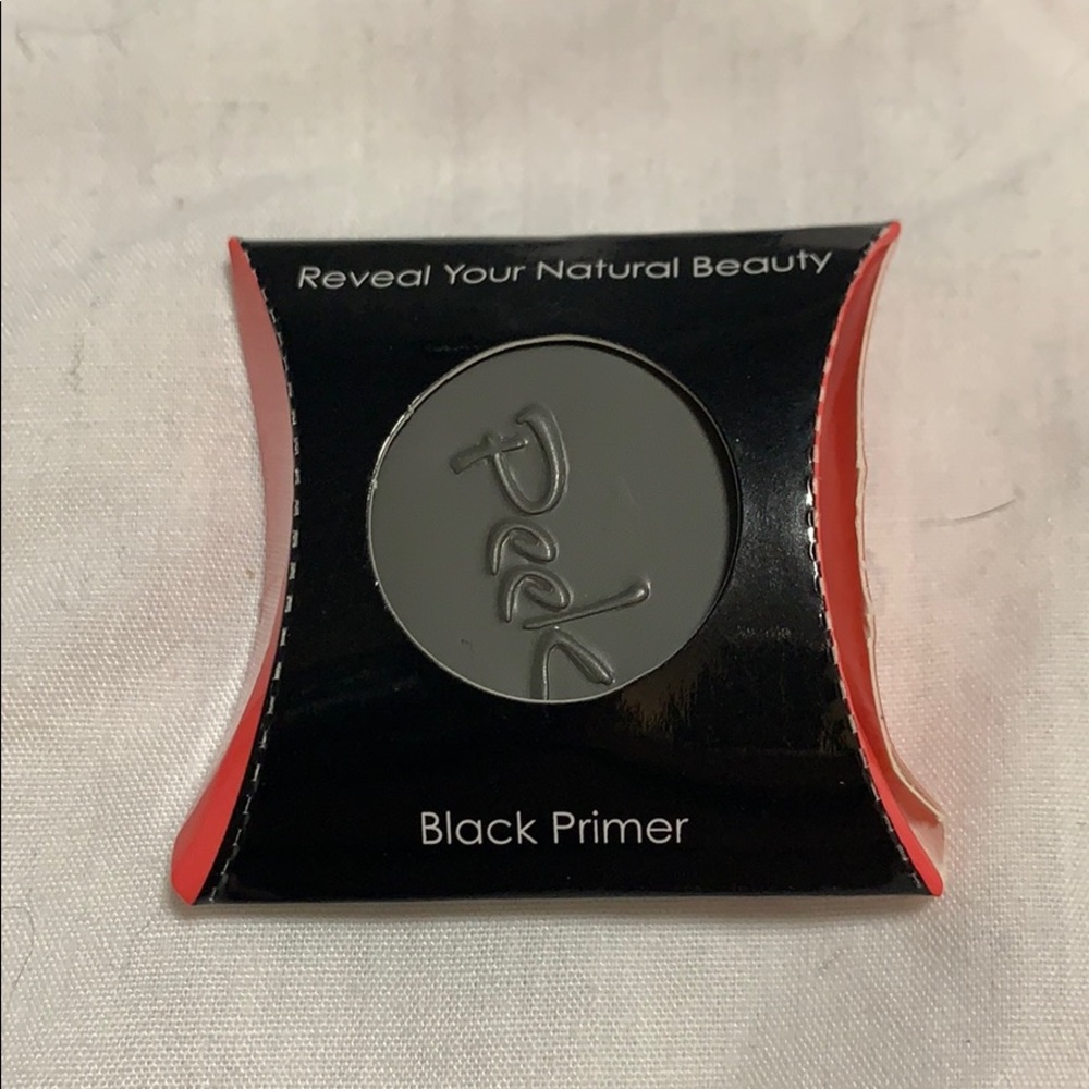 Peek Black Primer